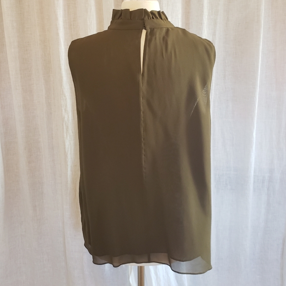 NWT Lafayette 148 Silk Sleeveless Blouse with Ruffle mock neck - Picture 3 of 6